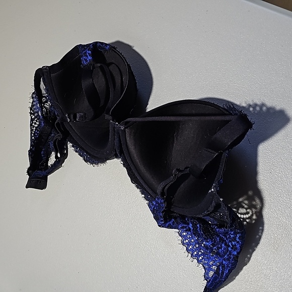 La Senza So Free blue and black 32DD bra - Picture 3 of 7